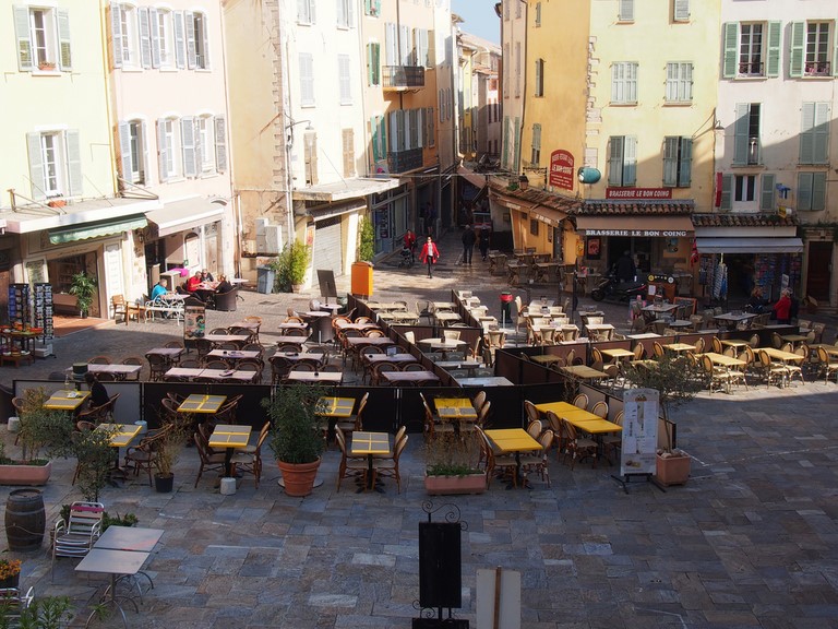 place Massillon Hyères