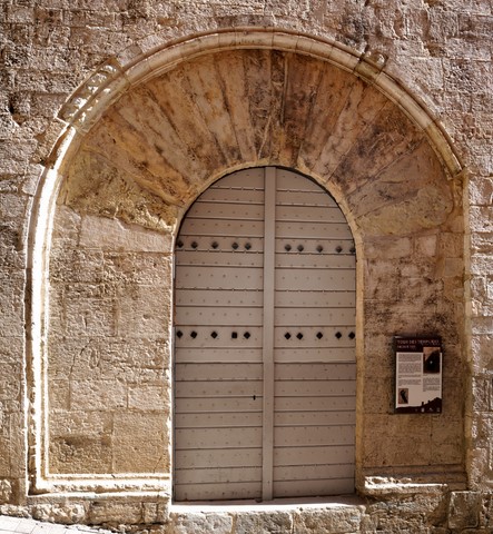 porte tour des templiers Hyères